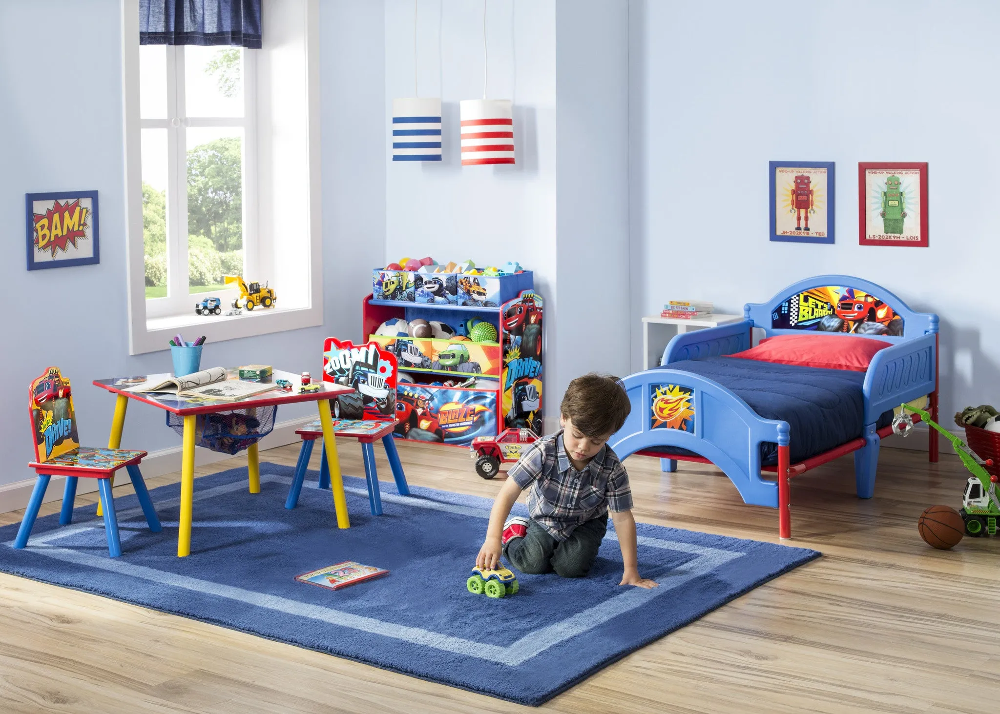 Blaze and the Monster Machines Table & Chair Set with Storage